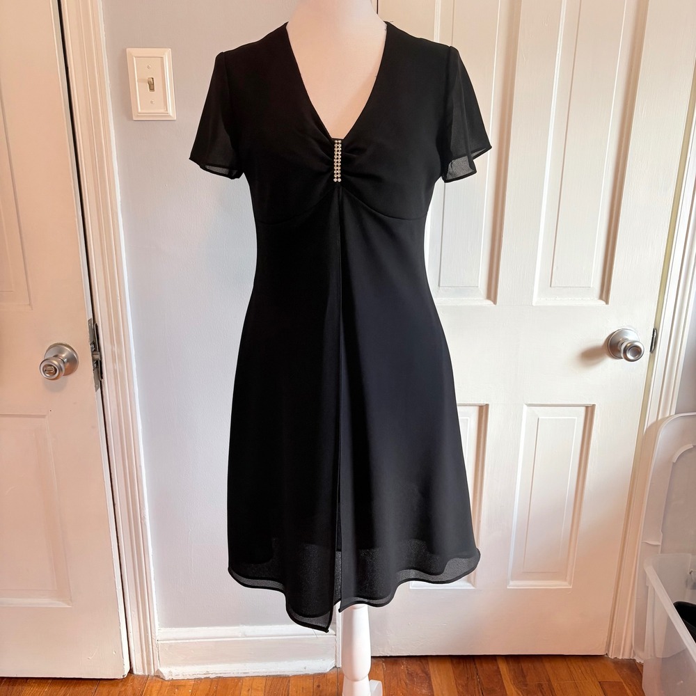 R&K Originals Women 8P Dress Black Rhinestone V-Neck Short Sleeve Chiffon